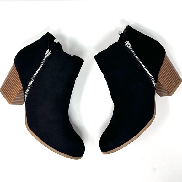 Style & Co Masrinaaf Women's Black Microsuede Ankle Booties - Picture 7 of 11